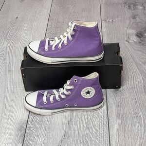 Converse Chuck Taylor All Star HI Sneaker - Youth Size 2.5